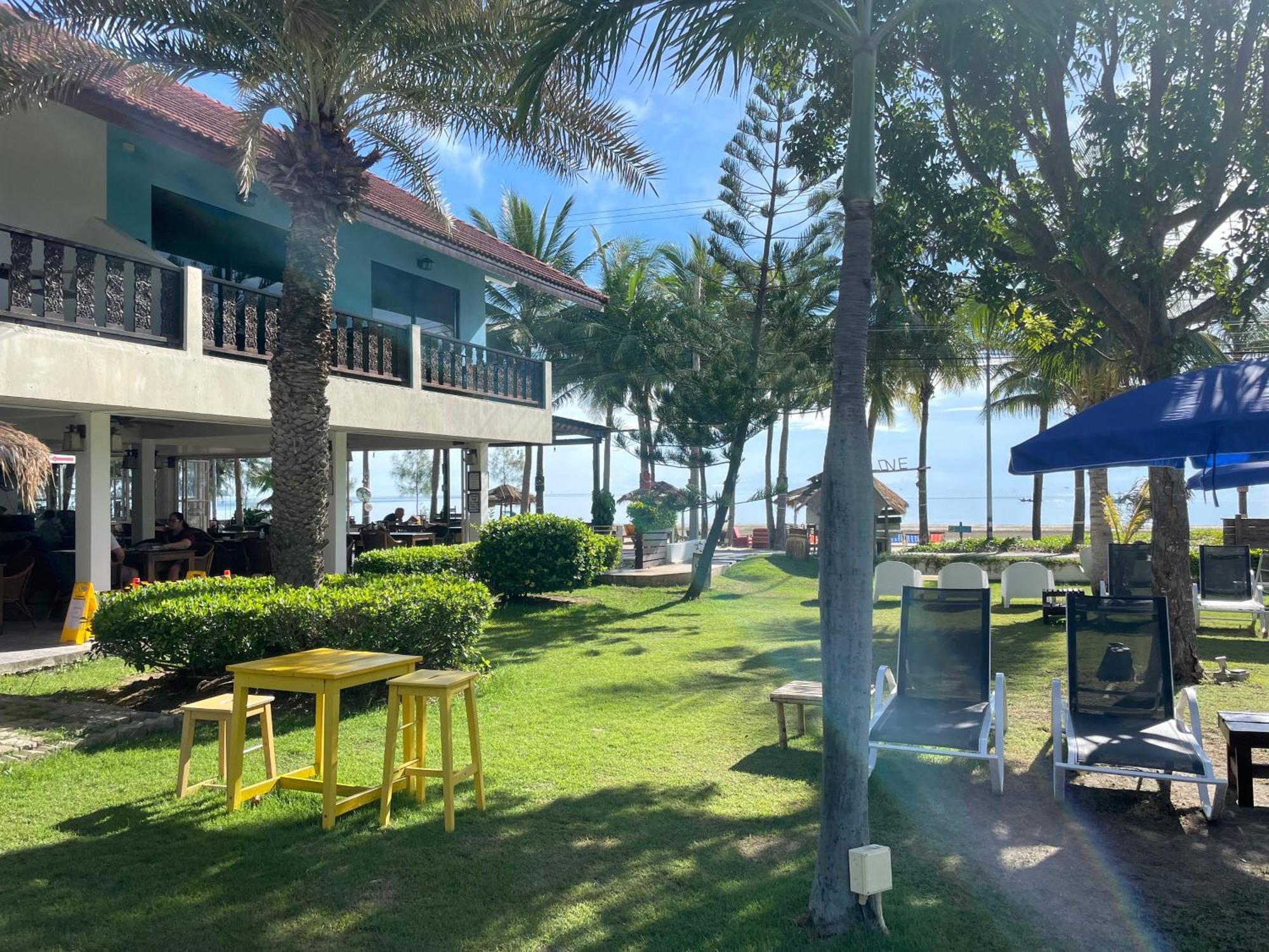 Dolphin Bay Beach Resort Sam Roi Yot Ngoại thất bức ảnh