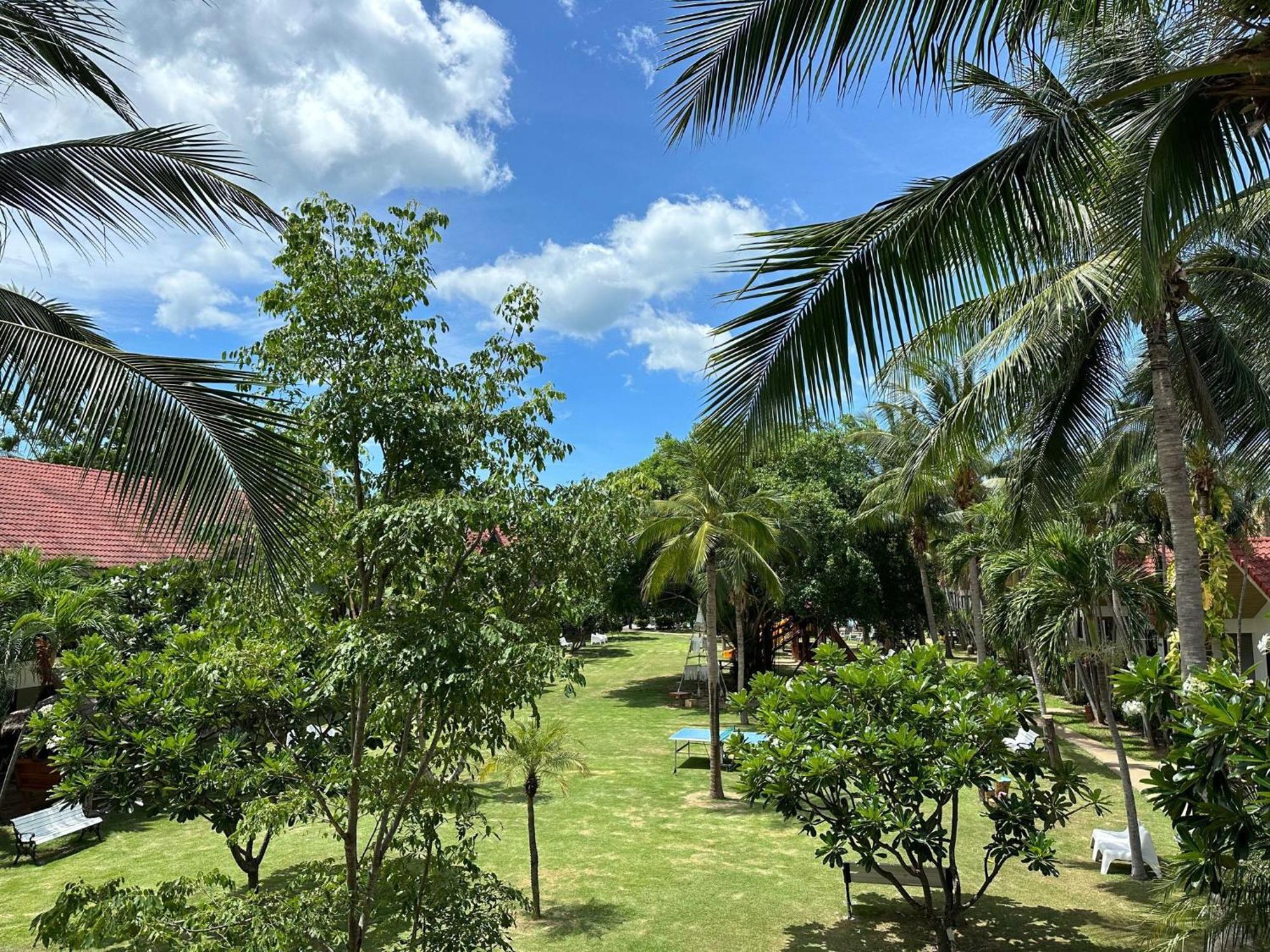 Dolphin Bay Beach Resort Sam Roi Yot Ngoại thất bức ảnh